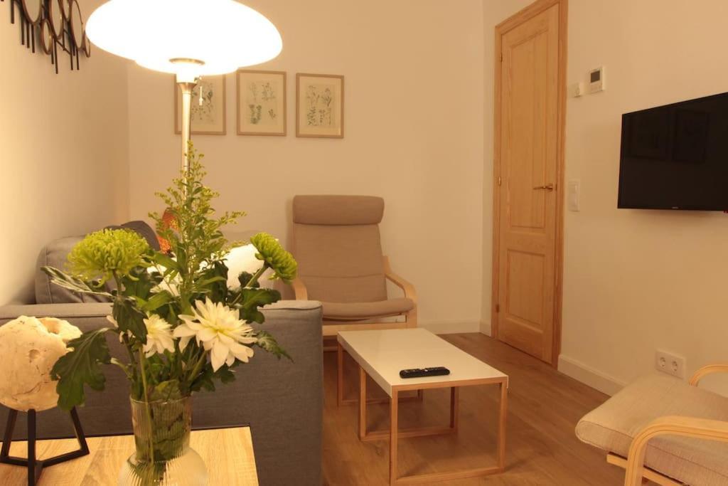 Comfortable Apartment. Very And Quiet. Appartement Barcelona